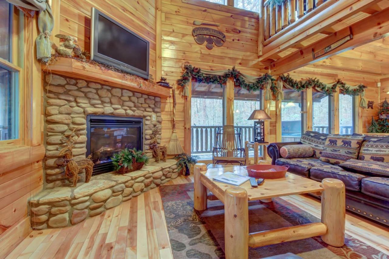 Bearfoot Retreat Villa Waldens Creek Bagian luar foto